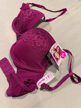 MaidenForm Everyday Push Up Lace Bra - Rich Berry - 34C (1 pack)
